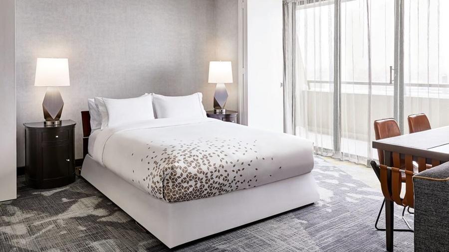 Renaissance Denver Hotel & Conference Center Екстериор снимка