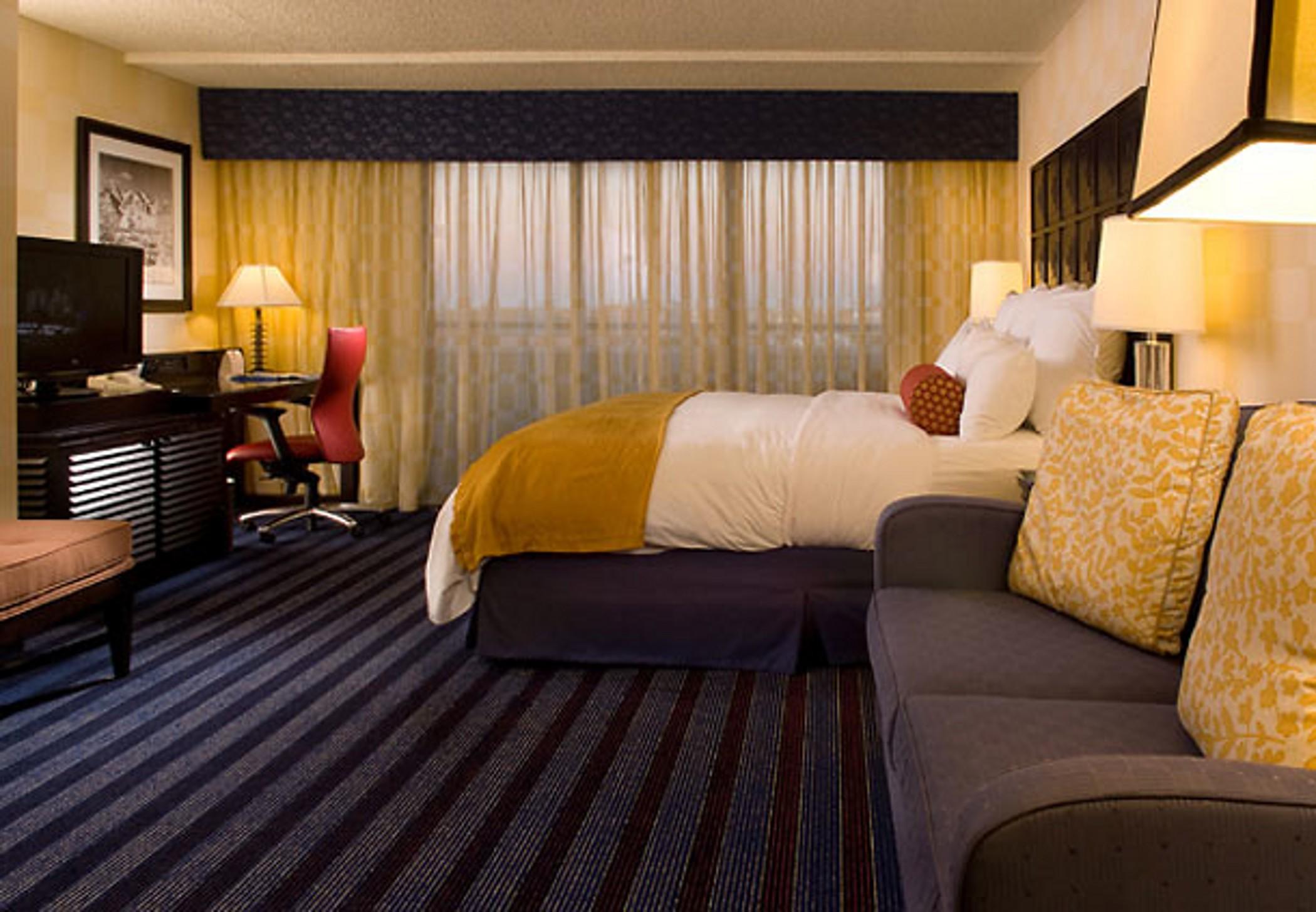 Renaissance Denver Hotel & Conference Center Екстериор снимка