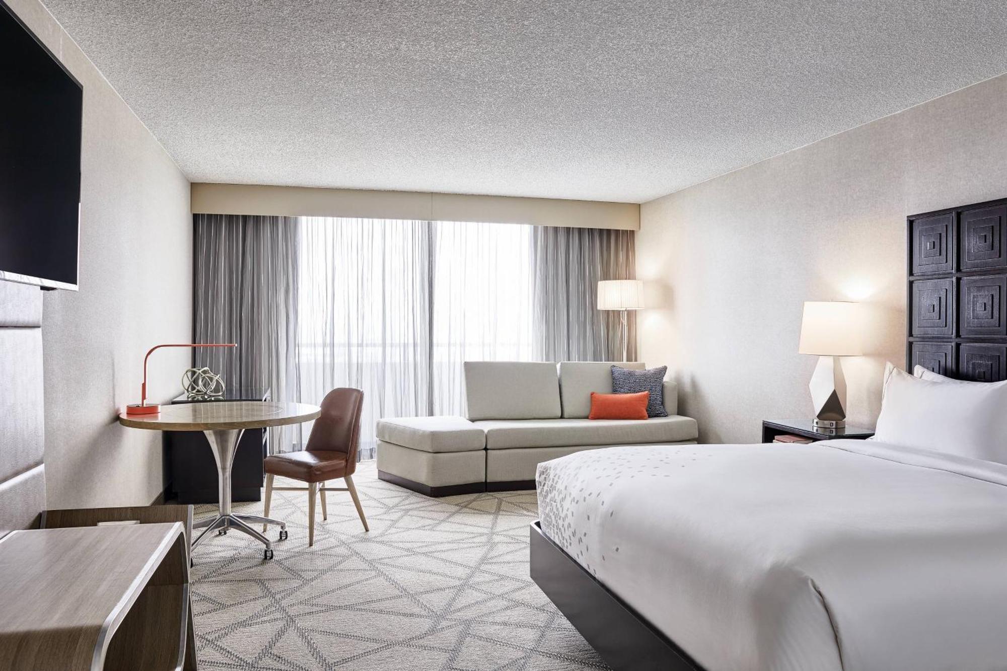 Renaissance Denver Hotel & Conference Center Екстериор снимка