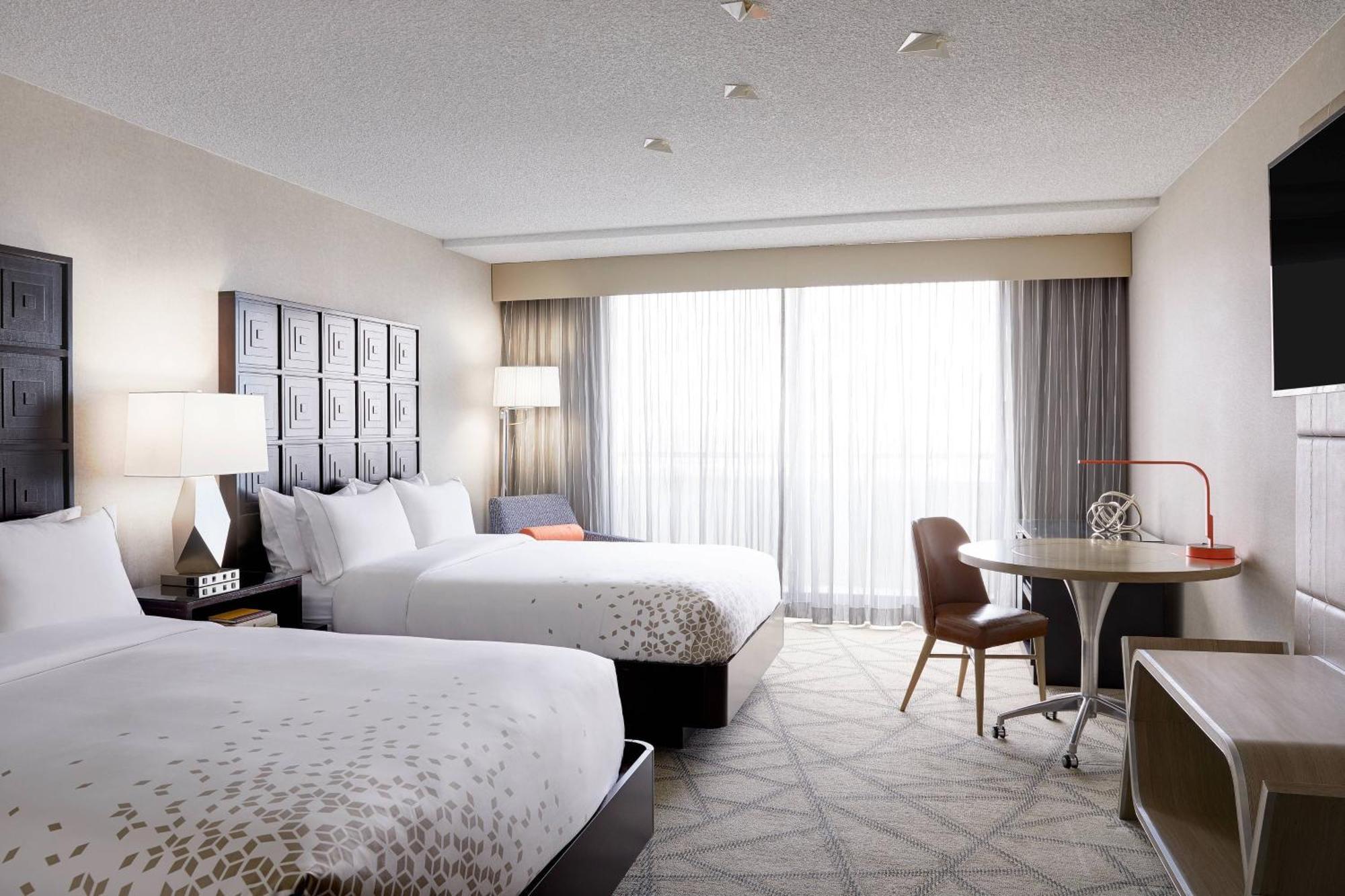 Renaissance Denver Hotel & Conference Center Екстериор снимка